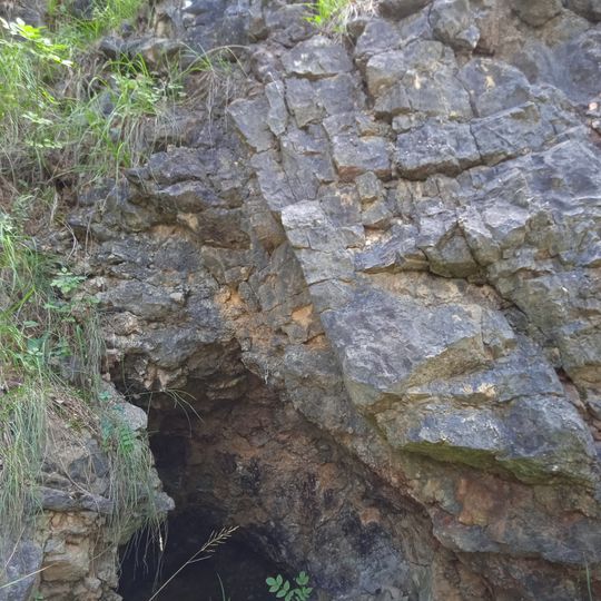 Solymári quarry No 1 Cave