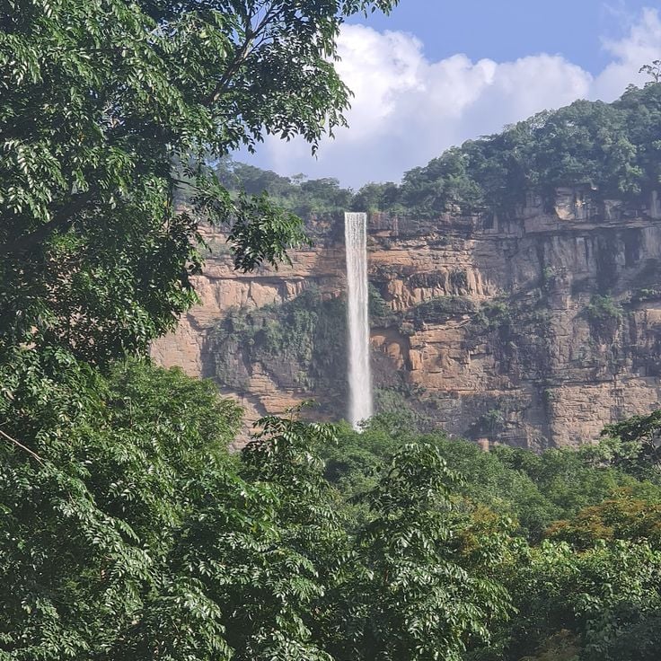 Ditinn Falls