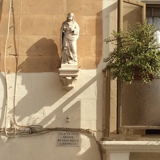 Statue of the Sacred Heart of Jesus