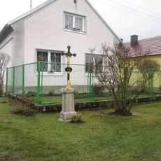 Kříž ve Všekarech