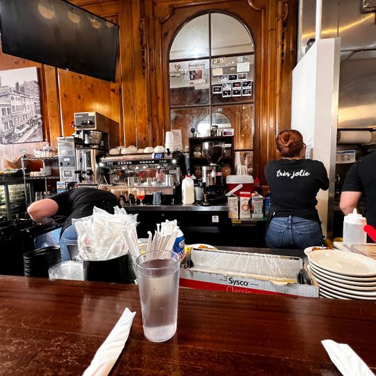 Cafe Bonjour