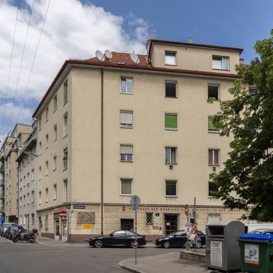 Wohnhausanlage Abelegasse 12