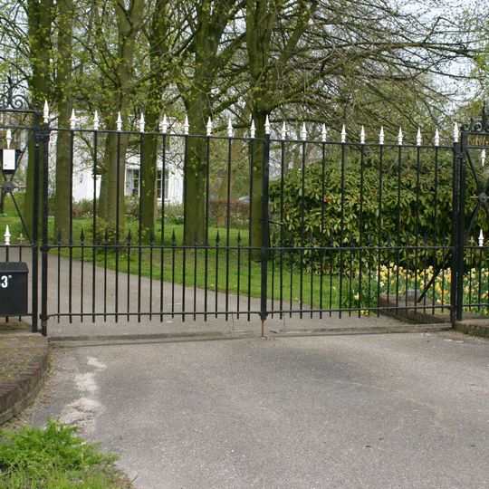 Boerderij 'Hoogkraan': toegangshek