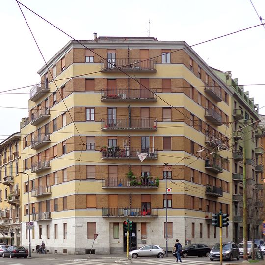 Via Edoardo Bassini 46