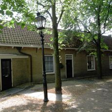 Kerkplein 10, Maasland