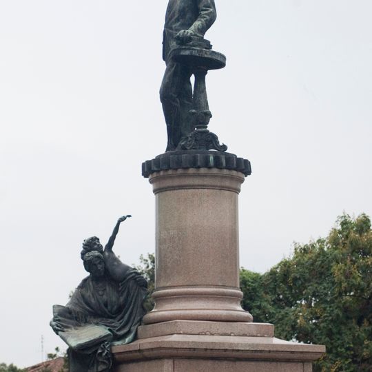 Monument to Alessandro Rossi