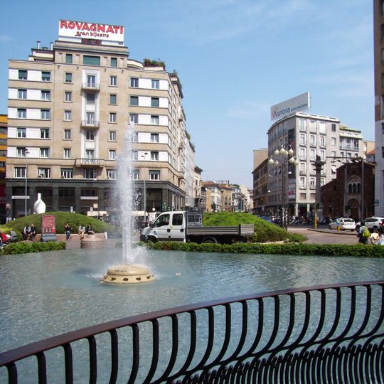 Piazza San Babila
