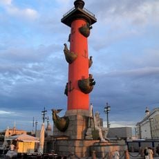 Ростральная колонна южная