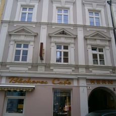 Bürgerhaus, Wohn- und Geschäftshaus