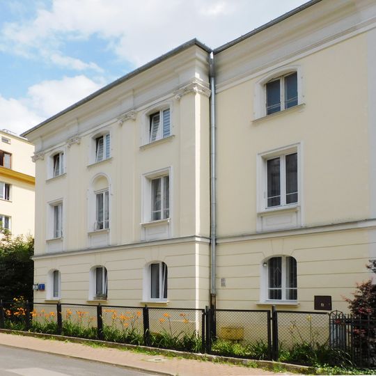 3 Mochnackiego Street in Warsaw