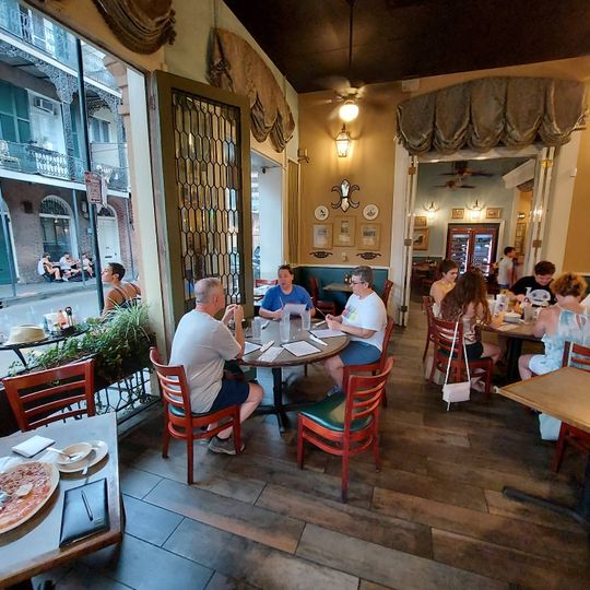 Pere Antoine Restaurant