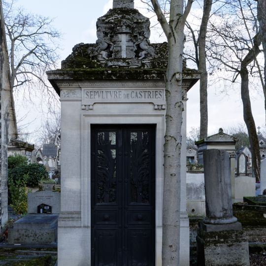Grave of Castries
