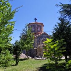 Црква „Покров на Пресвета Богородица“ - Лешани