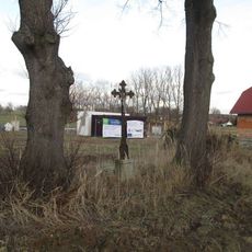 Kříž západně od Cetorazi