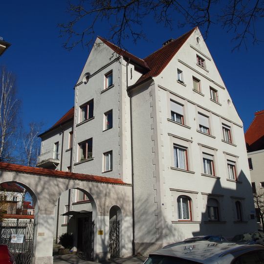 Mietshaus