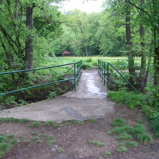 Footbridge of Ke mlýnu street over the Botič
