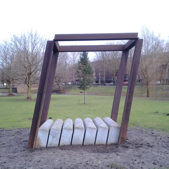 Monument voor een verzonken stad