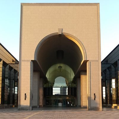 Entrance 2