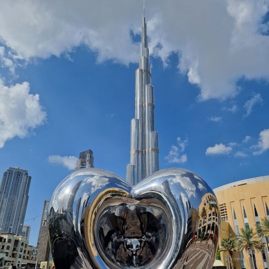 Dubai Steel Heart