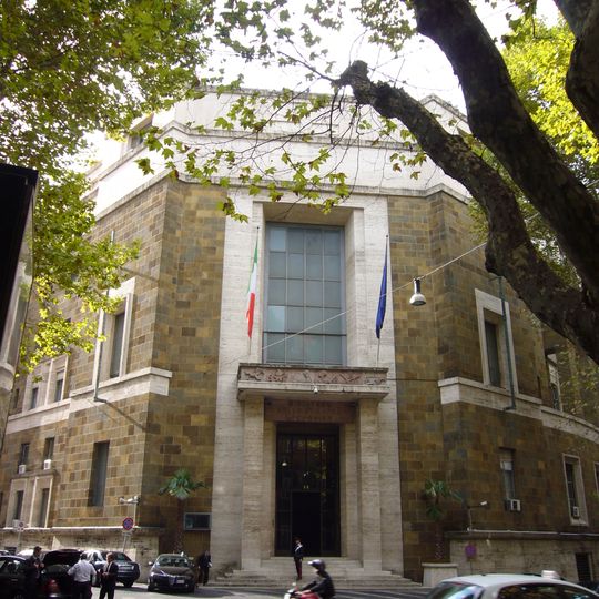 Palazzo Piacentini a Via Veneto