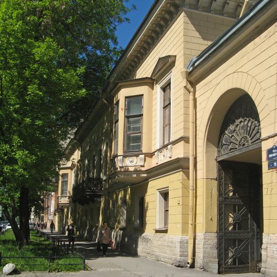 10-11 Linia 19, 10 Linia, 19 - Sievers Mansion