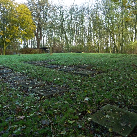 Terrein met overblijfselen van een kerk