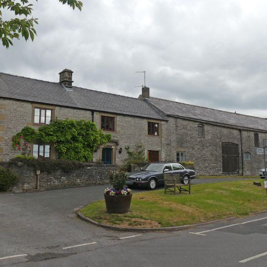 Scarsdale House Farmhouse and attached barn