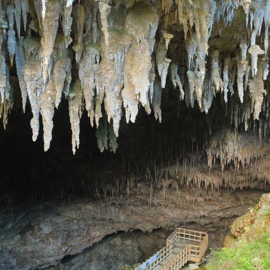 Rawhiti Cave