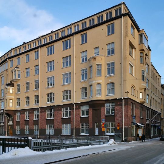Lapinlahdenkatu 31 - Eteläinen Rautatiekatu 20