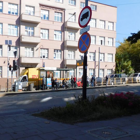 Budynek przy ulicy Narutowicza 96