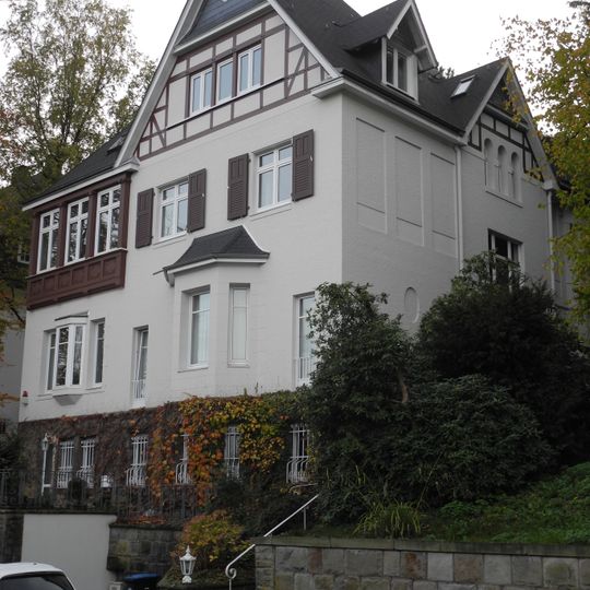 Am Buschhäuschen 11