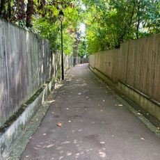 Sentier de l'Abbé Suger