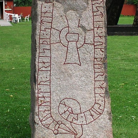 Östergötland Runic Fv 1966; 102