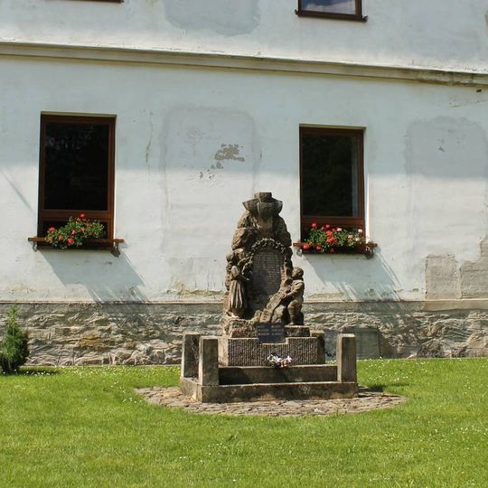 Pomník padlým v Holních Heřmanicích v části Dolní Heřmanice