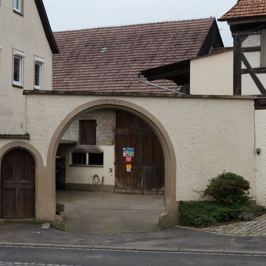 Kissinger Straße 42