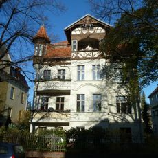 Manteuffelstraße 25
