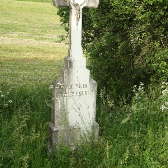 Kříž u Budíkovic