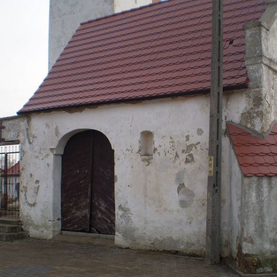 Kostnica z bramką w Kwielicach