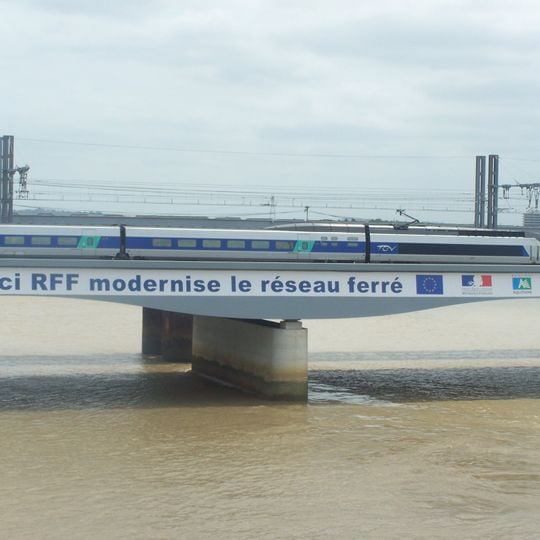 Pont ferroviaire de Bordeaux