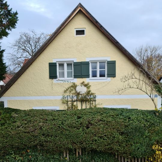 Baudenkmal D-1-84-135-30 in Oberschleißheim im Ortsteil Oberschleißheim
