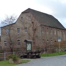 Ehemalige Schule, heute Wohnhaus Am Schloß 2