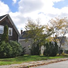 Pleasant-School Street Historic District
