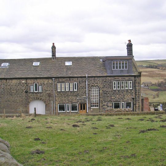 Broadstone Farmhouse