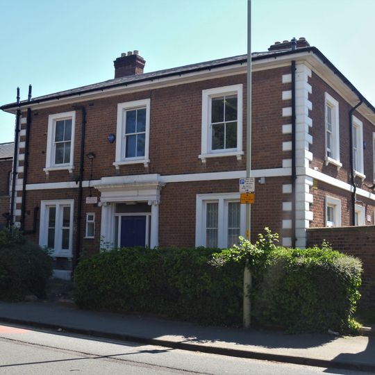 Collingwood House And Attached Front Quadrant Walls