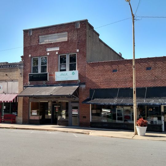 Lonoke Downtown Historic District