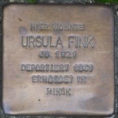 Stolperstein en memoria de Ursula Fink
