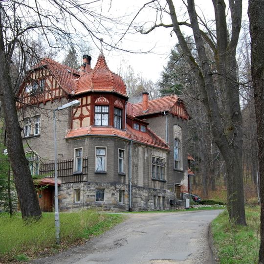 17 Sanatoryjna Street in Kowary