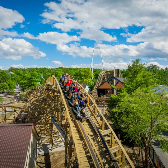 Six Flags Hurricane Harbor