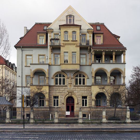 Mietvilla Borsbergstraße 1