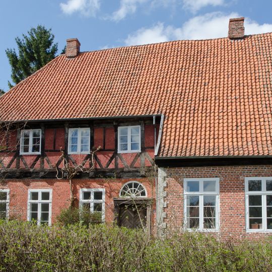Kloster Preetz: Wohnhaus mit Hausgrundstück